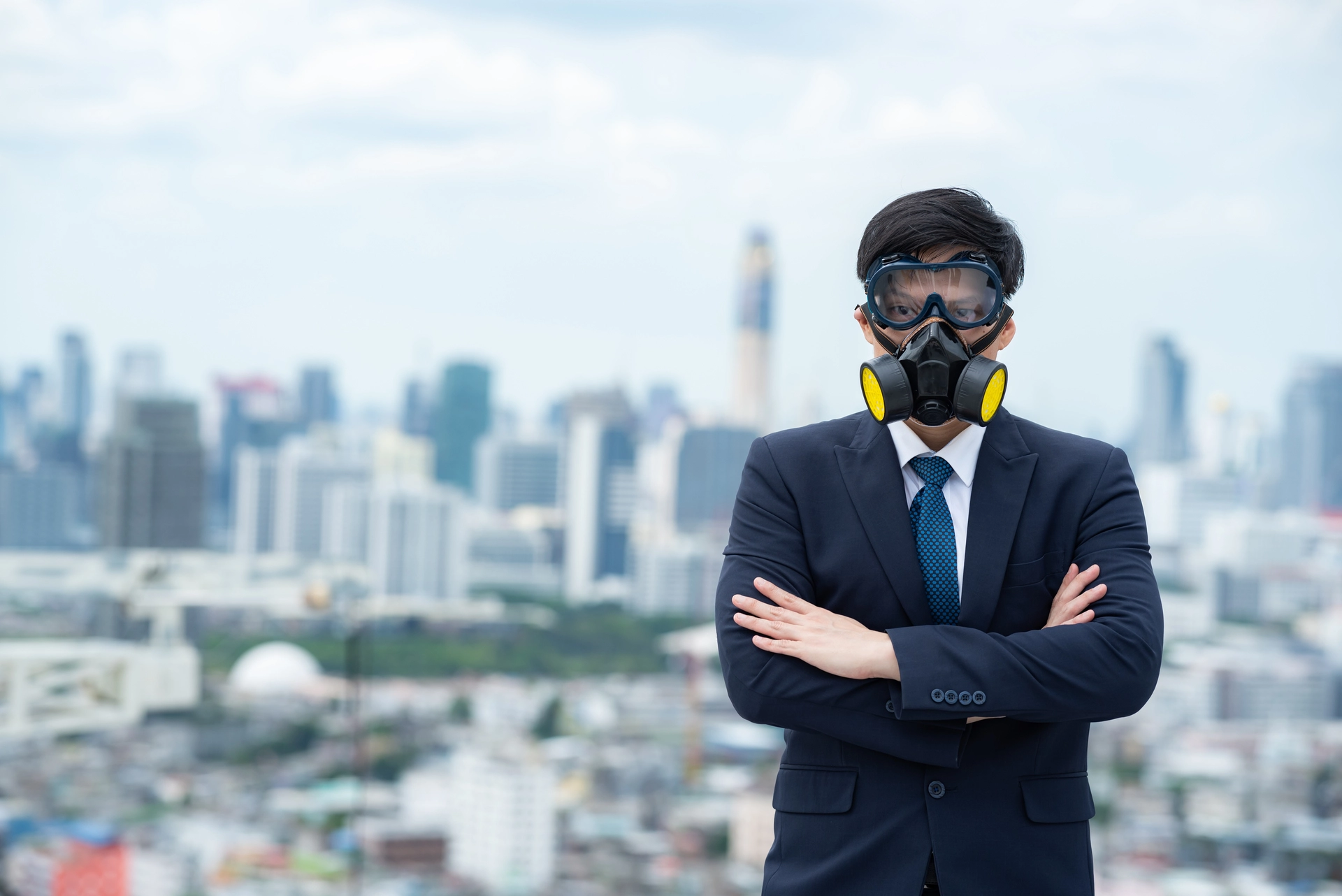 Air Pollution and Lungs: Doctor Explains